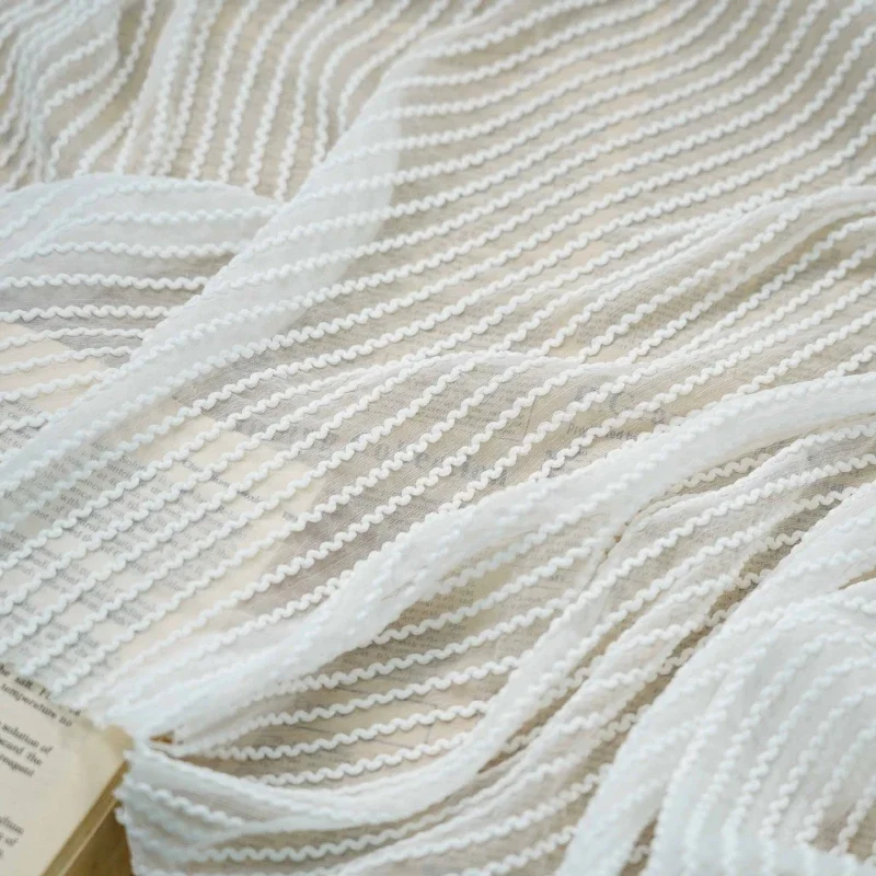 الربيع الصيف متعدد الألوان مخطط الشيفون المطرزة النسيج Diy بها بنفسك فستان خفيف الوزن بلوزة الملابس المواد النمط الكوري الياباني