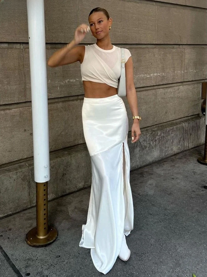 

Сексуальные свободные белые атласные юбки Clacive для женщин, с завышенной талией, H-образный силуэт, Ciwalk Fashion 2024, Cleanfit, без рукавов, фасон «летучая мышь»