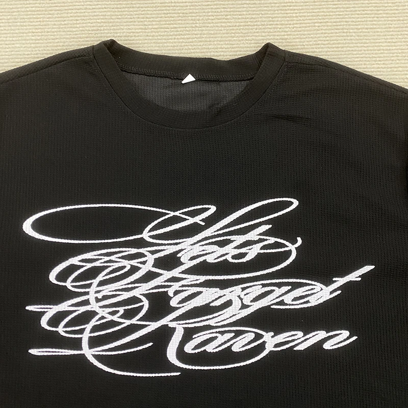 تي شيرت أمريكي داكن ريترو Y2K مطبوع بأكمام طويلة تي شيرت عالي الشارع على الطراز القوطي العصري للارتداء غير الرسمي