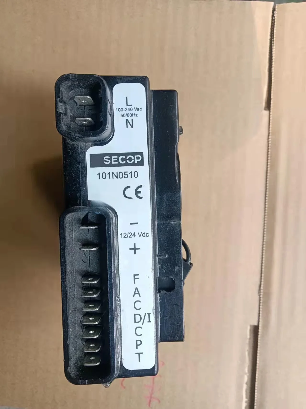 For 101N0510 101N0500 Same function, replaceable， DC 12/24V danfos DC variable frequency compressor driver SECOP drive