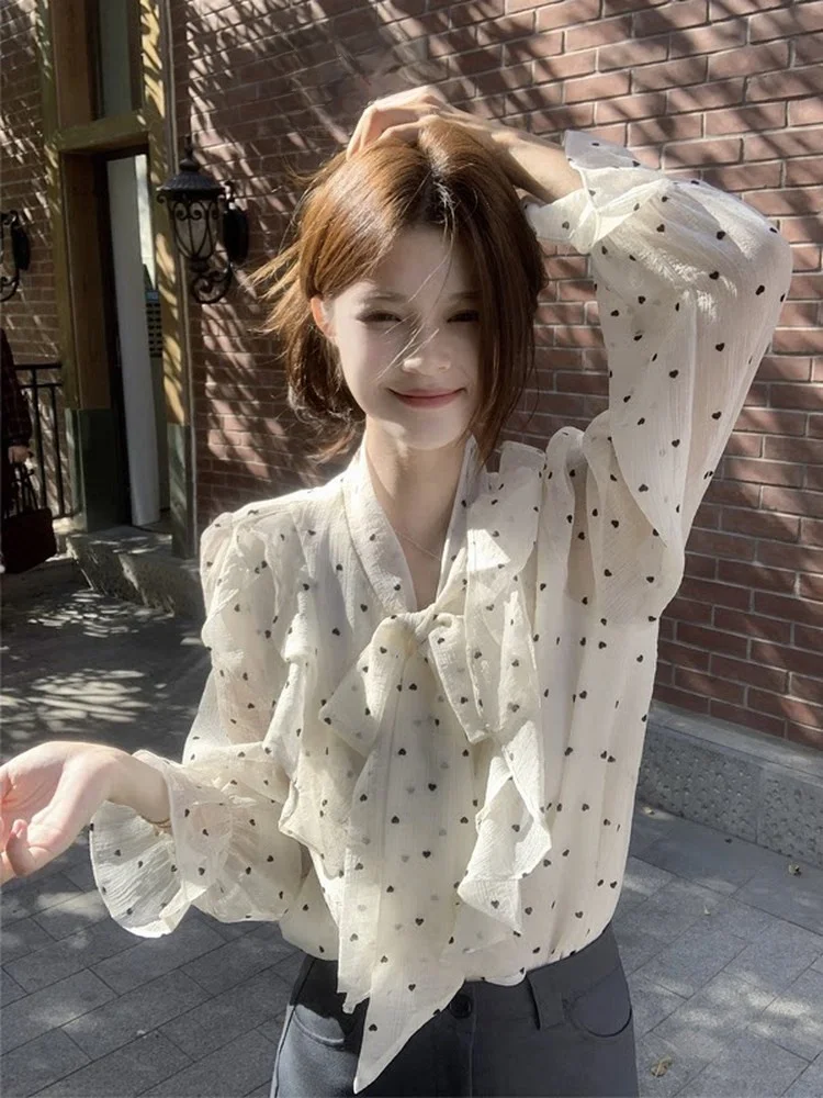 

Элегантная женская шифоновая блузка с V-образным вырезом и принтом в горошек, весна-осень, с кружевной отделкой и узлом, уникальный красивый французский стиль, свободный крой