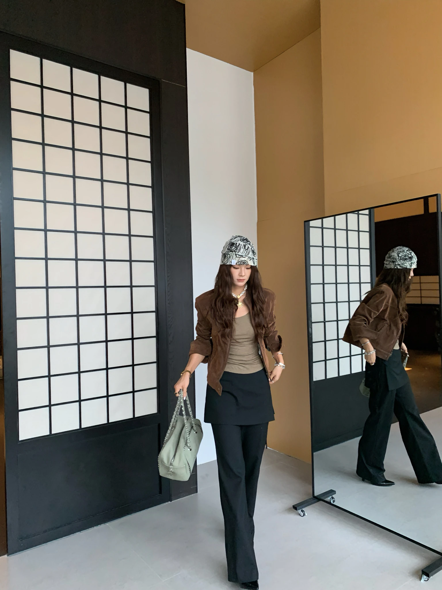 Retro sle fce forrado jaet feminino fino ajuste amarrado casaco de couro outono inverno nova chegada material do plutônio fechamento com zíper