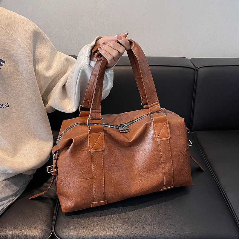 Training bag, Travel Bags, Swimming bag, Gym bag, boxing trunk, weekend bag, outdoor bag, Hand bag, Women's bag, Sports backpack