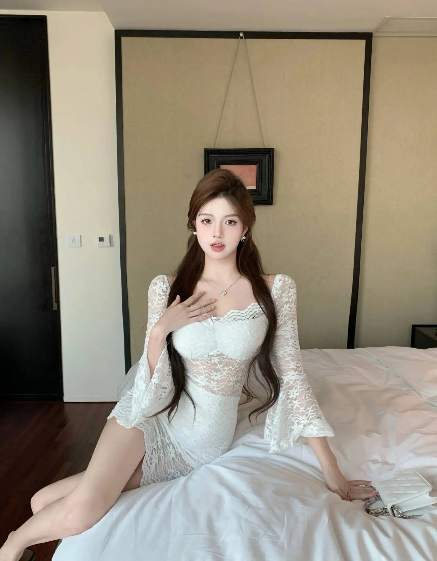 النسخة الكورية مثير مائل الرقبة قبالة الكتف متوهج الأكمام الدانتيل الربط جوفاء خارج Cinching الخصر التفاف الورك فستان ELN3