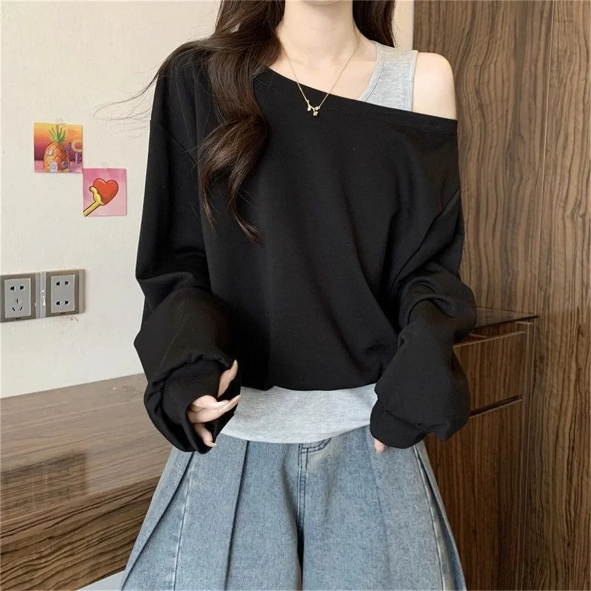 Neuer koreanischer Stil, langärmeliges, schulterfreies Charme-Sweatshirt für Damen, Übergröße, einzigartiges Design, vielseitiges Herbstmode-Oberteil – Detail 12