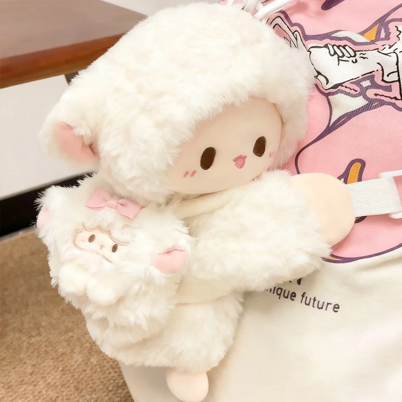 Mochila cruzada de felpa de oveja suave de dibujos animados Kawaii, monedero bonito, pose tumbada, viaje diario, bolso de muñeca versátil a la moda, regalo de vacaciones