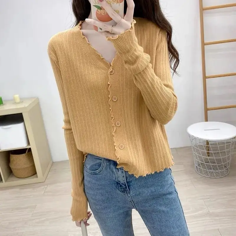 

Spring Women's V-neck Cardigan Sweater Korean Version of The Wood Ear Solid Color 2021 Top New Long-sleeved Cardigan Women K125