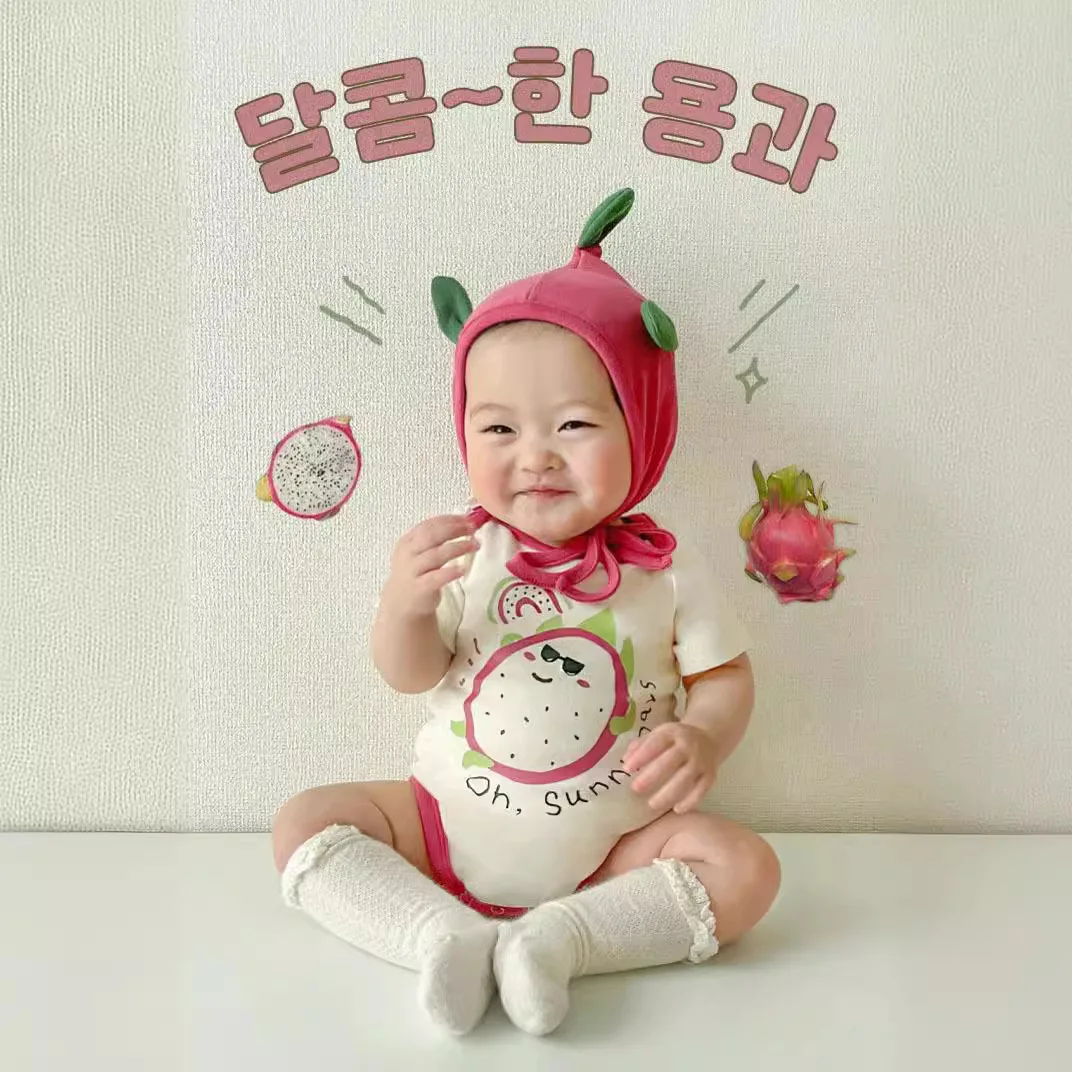 

Baby Kids Rompers 2025 Summer New Korean Version Baby Jumpsuit Ins Dragon Fruit Print Design Ha Yi Baby Bag Fart Outfit Set