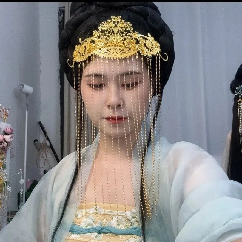 

Women's Beaded Tassel Metal Veil Chinese Face Curtain