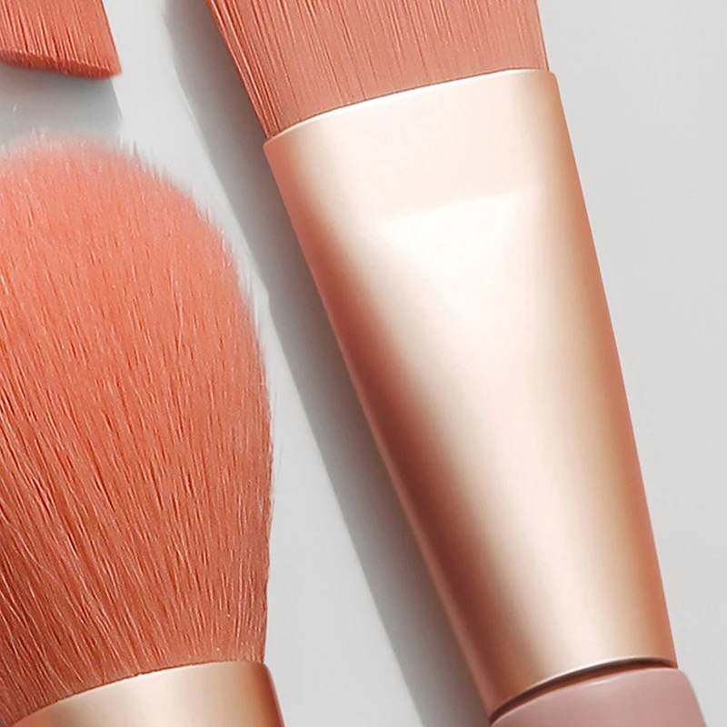 8 pz/pacco Kit di pennelli per trucco per capelli morbidi Ombretto Strumenti per pennelli per trucco cosmetico Pennelli per trucco contorno viso Fondotinta Blush