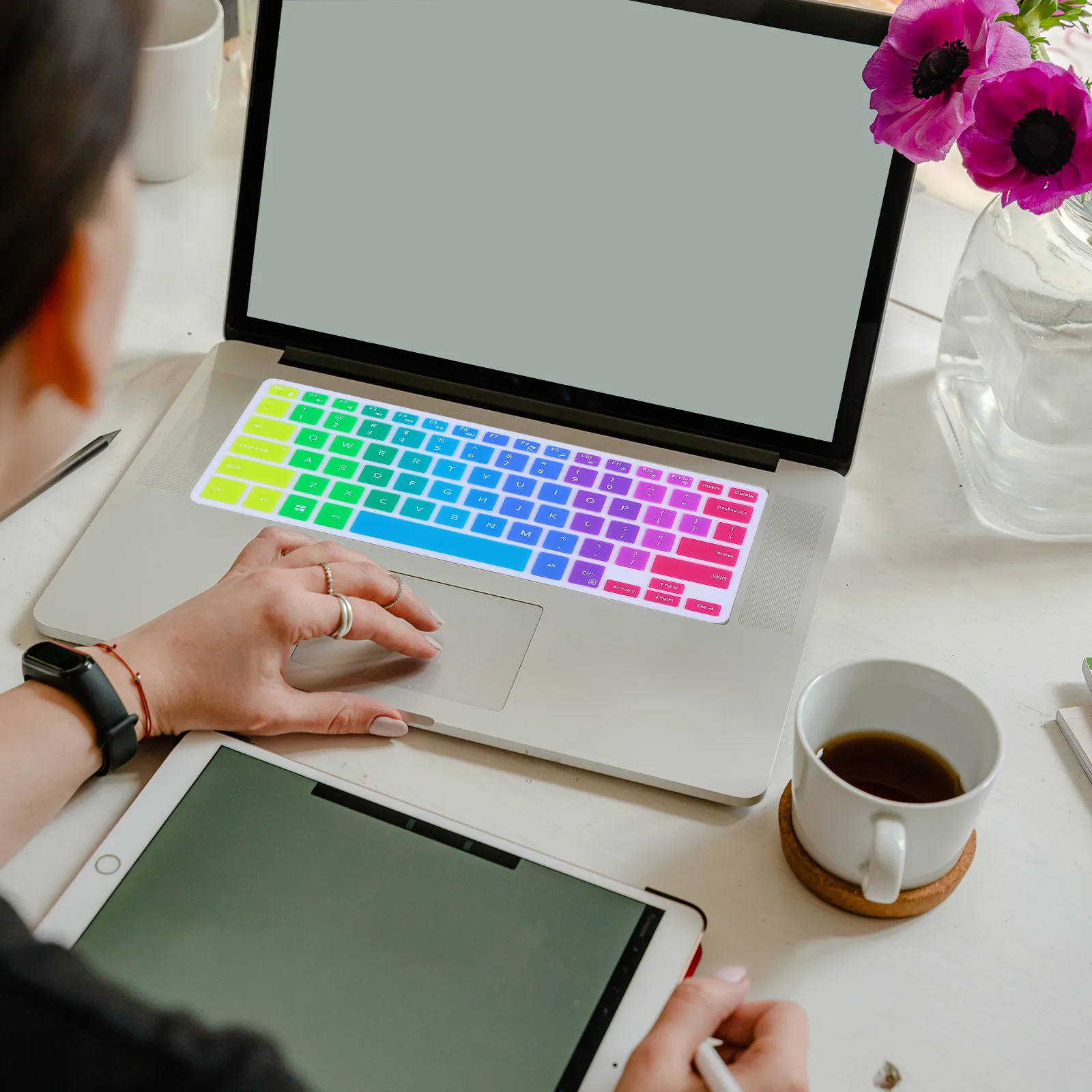 

1Pcs Dust-Proof Silicone Keyboard Cover High Elasticity Close Fitting Lightweight Silicone Keyboard Skin Protective Film