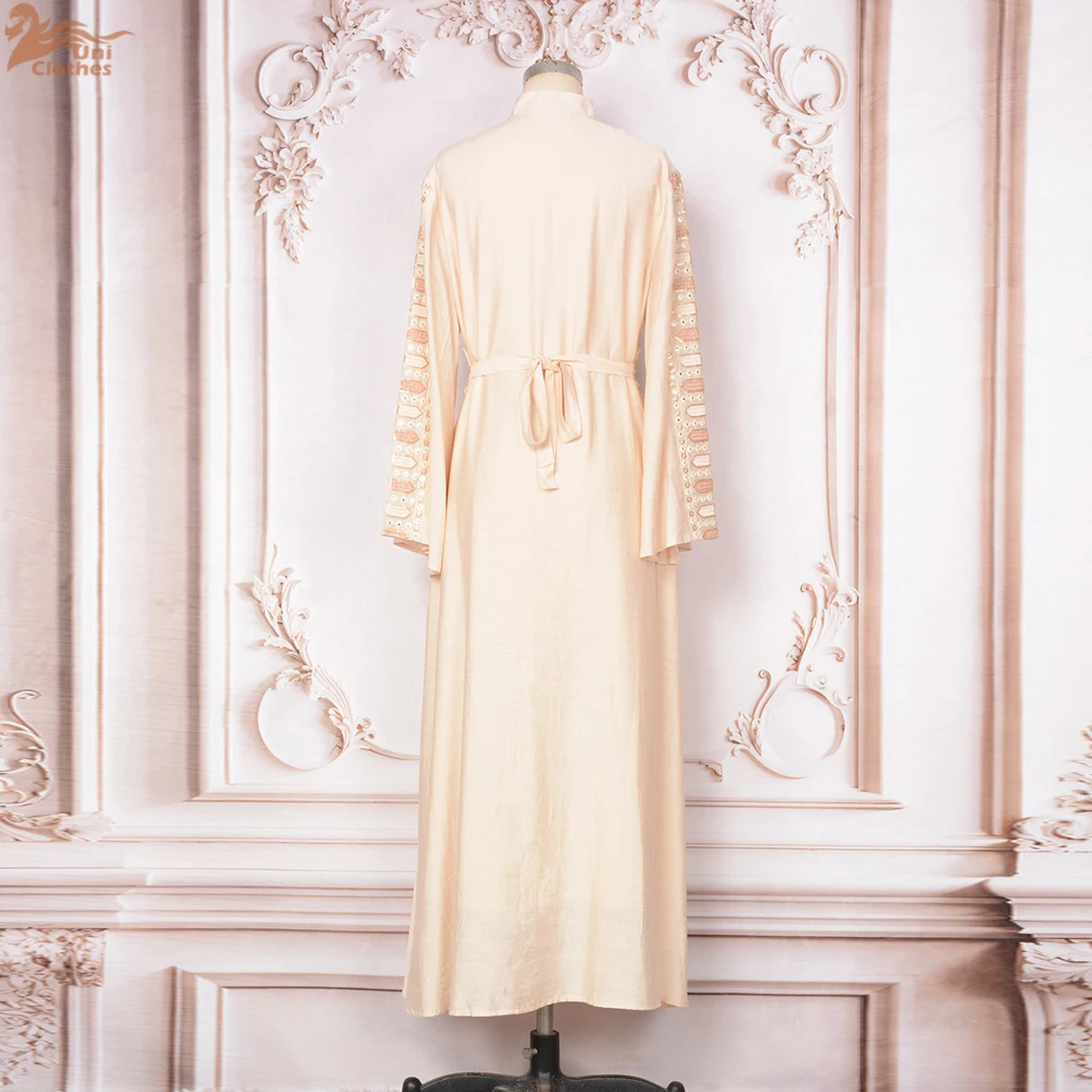 Dubai Embroidery Abaya With Belt For Muslim Woman Notched V-Neck Long Sleeve Elegant Loose Moroccan Saudi Kaftan