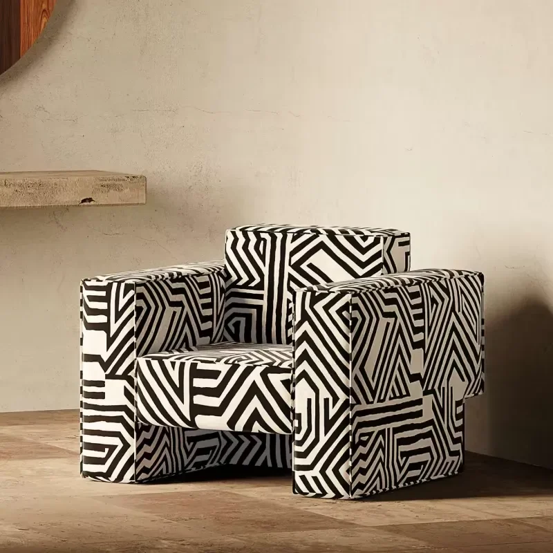 Factory Price Furniture Handmade Custom Modern Designer Fabric Block Armchair for Living Room and Bar Furniture