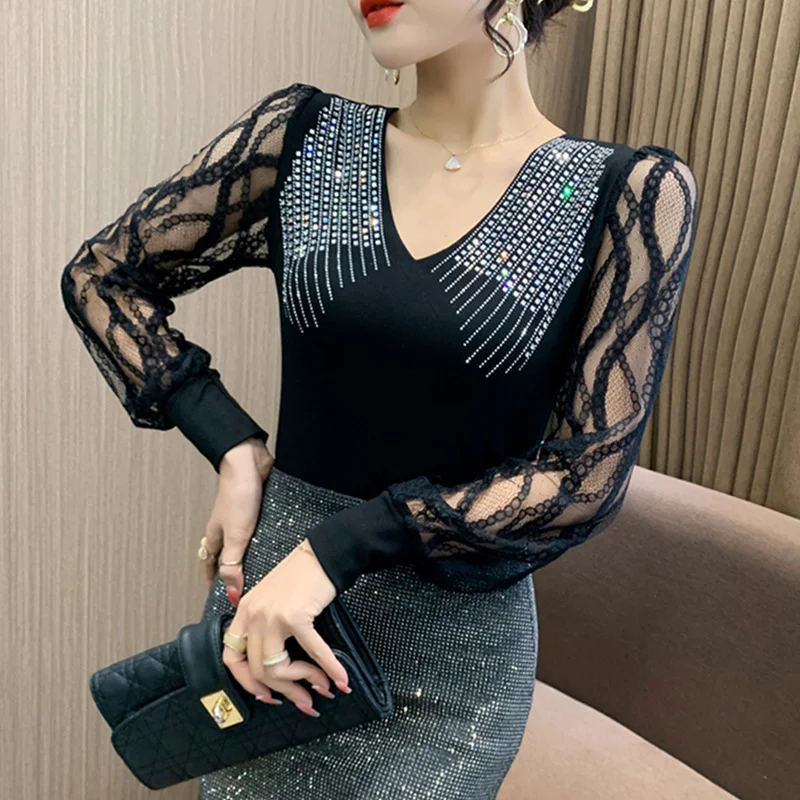 

#8001 Spring Black Red Knitted T Shirt Women V-neck Diamonds Sexy Skinny Women's T-shirt Spliced Lantern Sleeve Korean Style