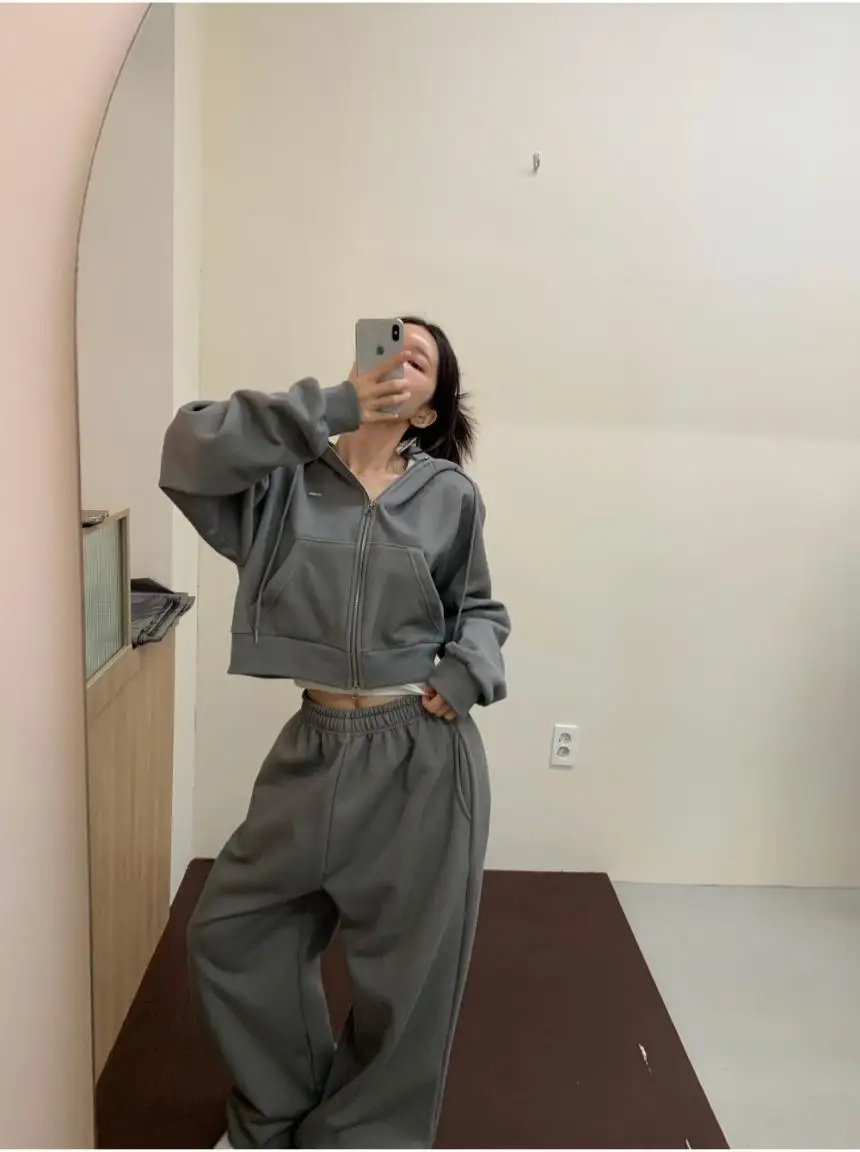 

Уютный женский комплект: худи и брюки с высокой талией на резинке, на молнии, теплый зимний повседневный наряд