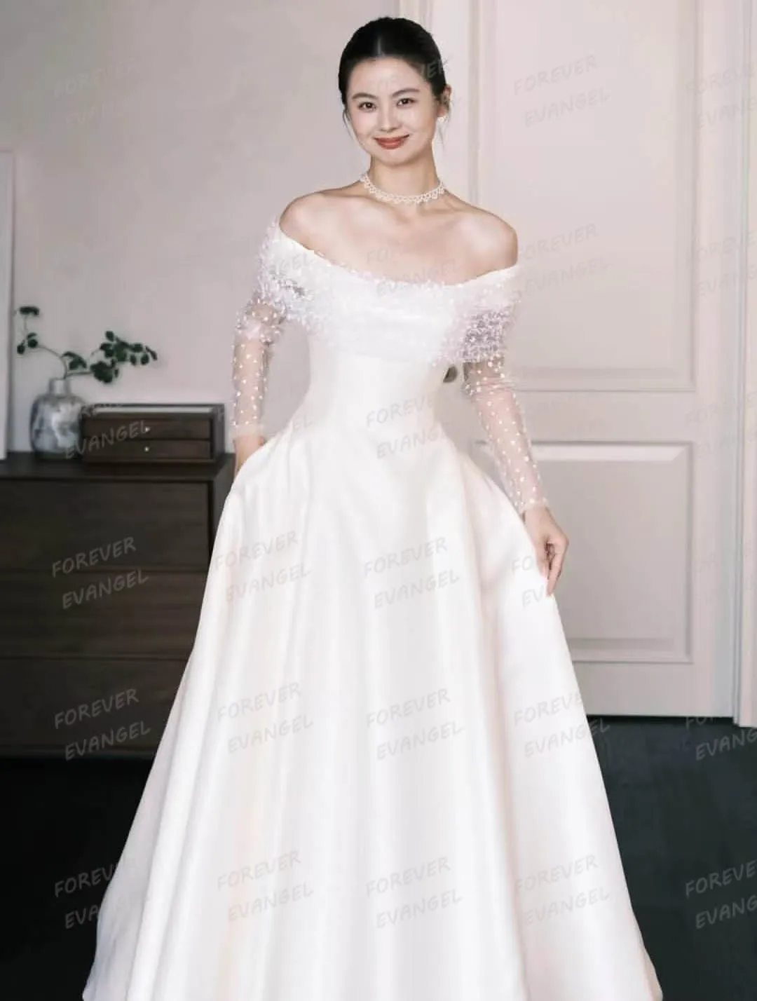 فساتين زفاف بسيطة للمرأة على شكل حرف A بدون أكتاف فساتين العروس رسمية من الساتان بأكمام طويلة رسمية 2026 مخصصة فيستدوس دي نوفيا #2