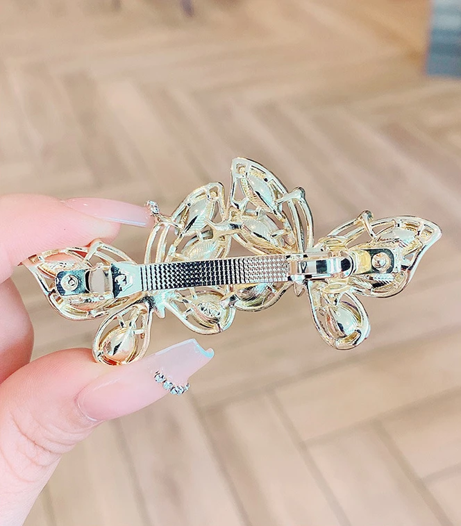 Elegant Hair Accessory Alloy Hairpin with Rhinestone for Women Chic Butterfly Hair Clip with Alloy Spring for Women