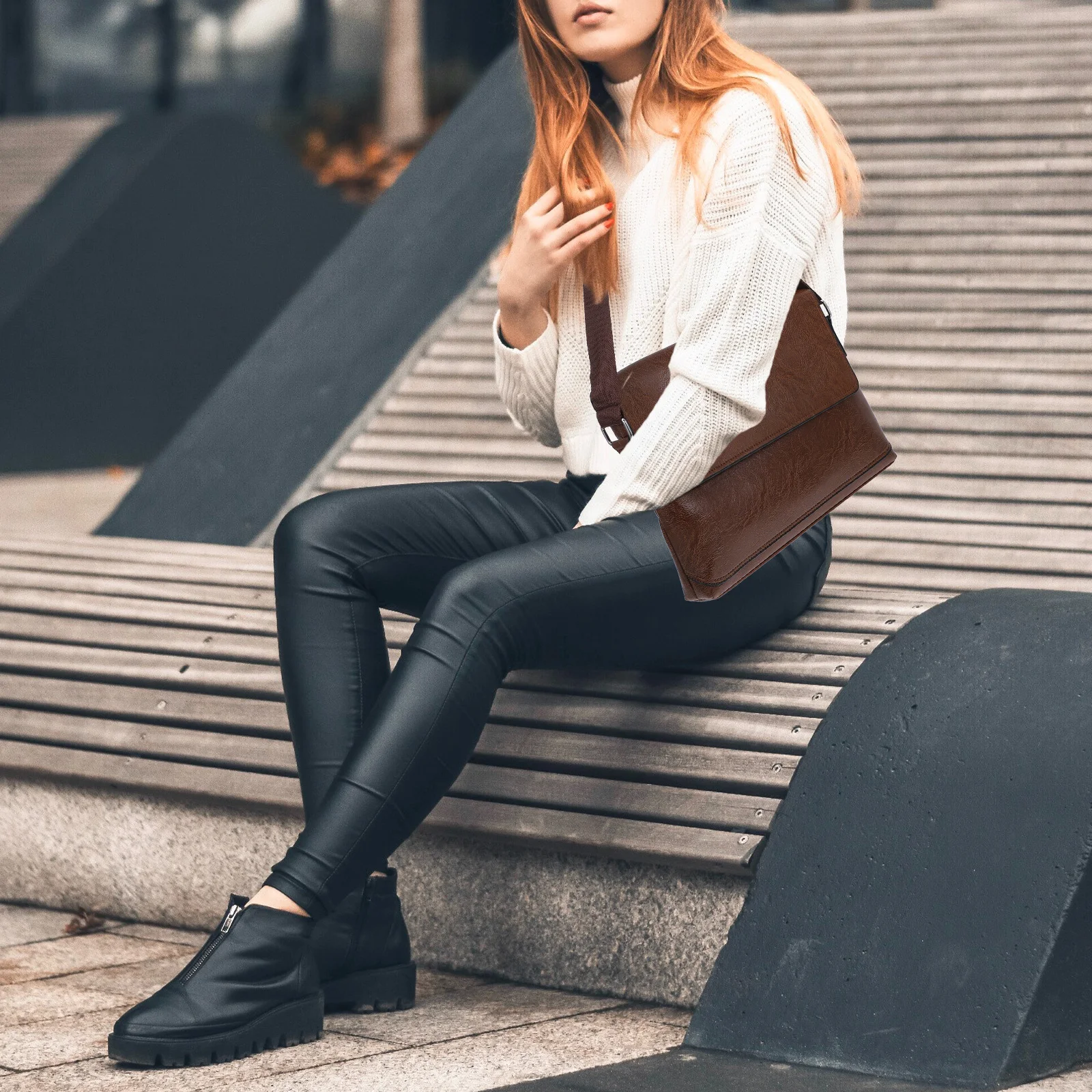 

Light Brown Shoulder Bag For Men Luxury Briefcase Crossbody Man Bag Daily Use Work Travel School