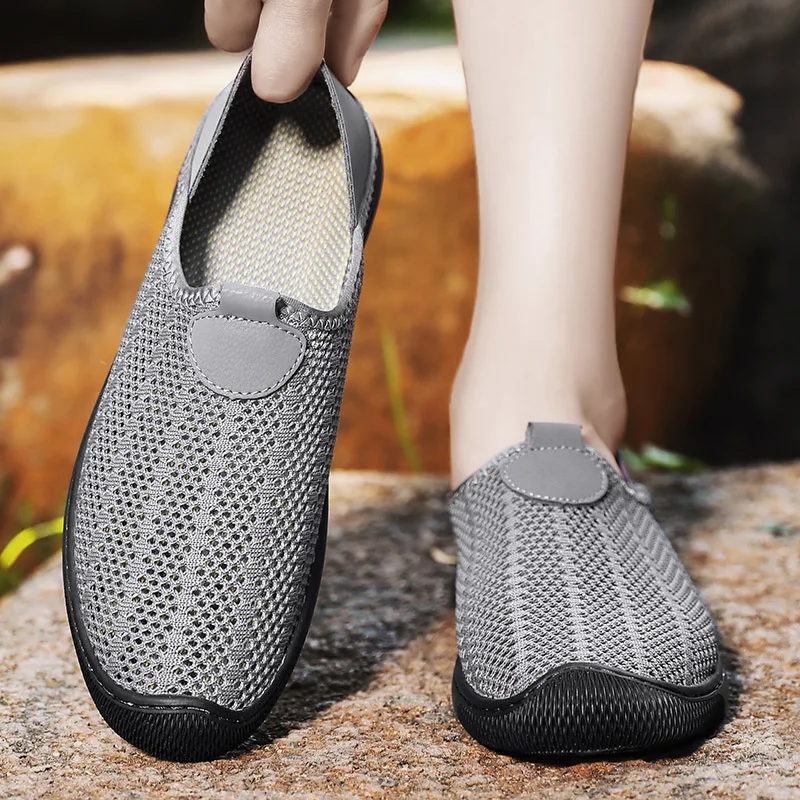 Men's Casual Shoes Men's Fashionable All-Matching Sneakers Men's Shoes Flying Woven Breathable Mesh Cloth Shoes