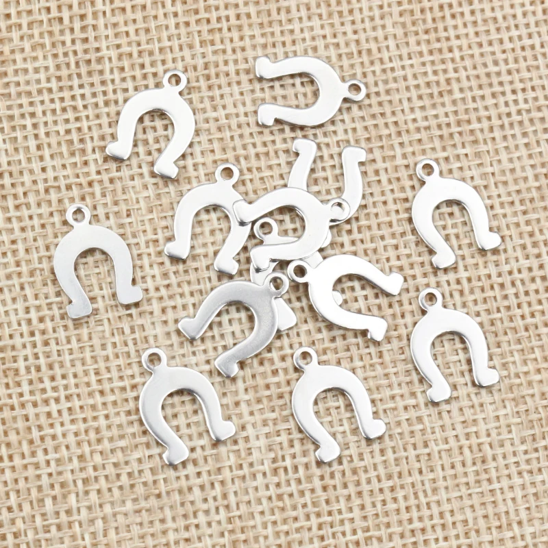 50 sztuk/partia 14x9mm podkowy Charms 316 ze stali nierdzewnej buty konia Charms dla naszyjnik zawieszki charms Diy biżuteria Making-Q7-46