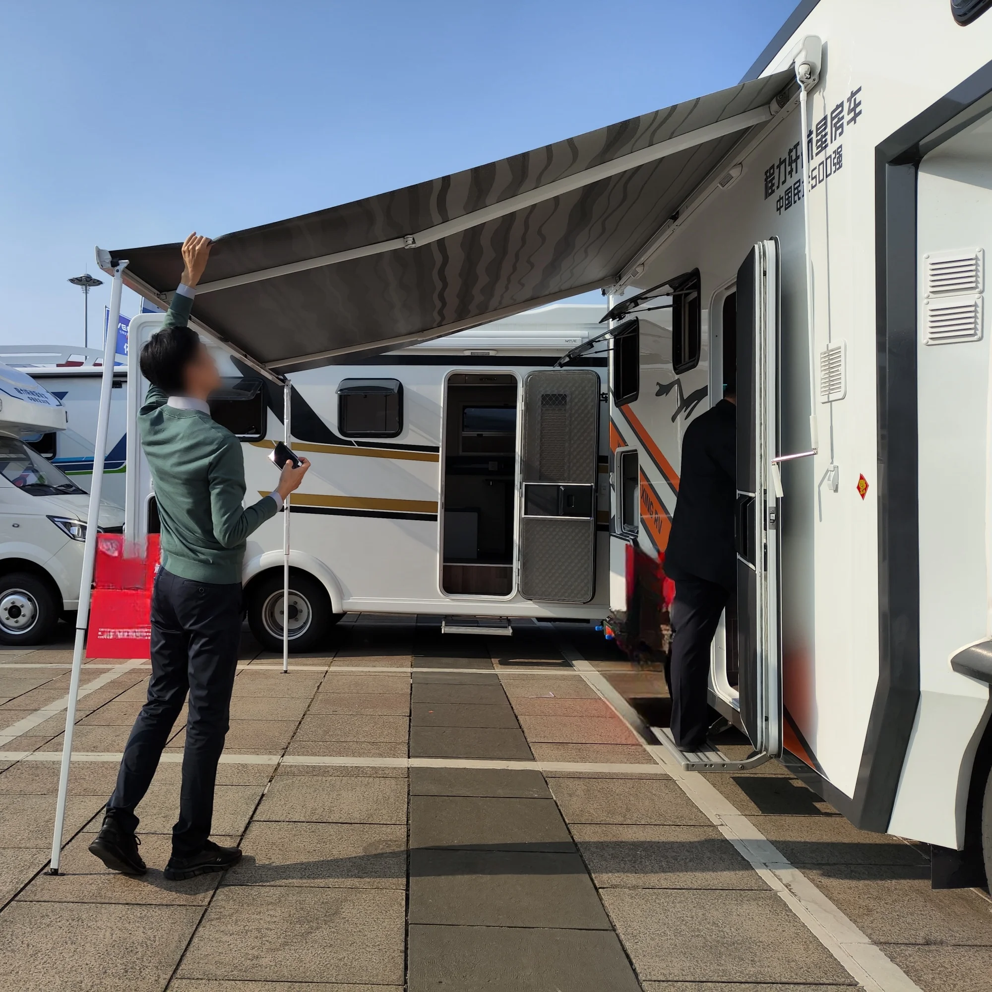 

Waterproof Sunshade for Travel Trailers Recreational Vehicle Aluminium Motorhome RV Side Awning