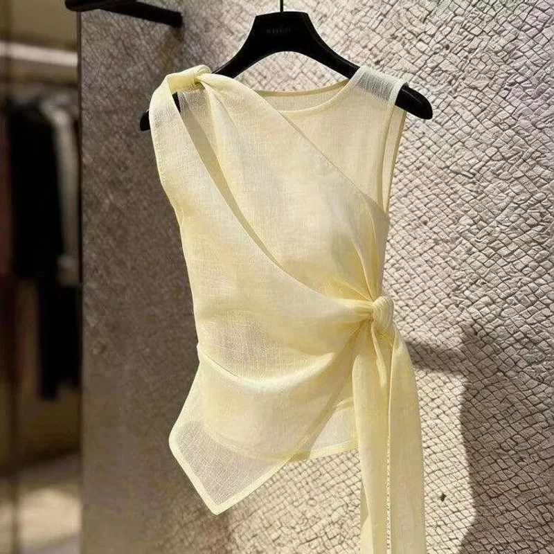 Elegant Folded Sleeveless Top Women's High-End Feel Small Audience Personality Belted Small Shirt 2026 Summer New Women's Wear