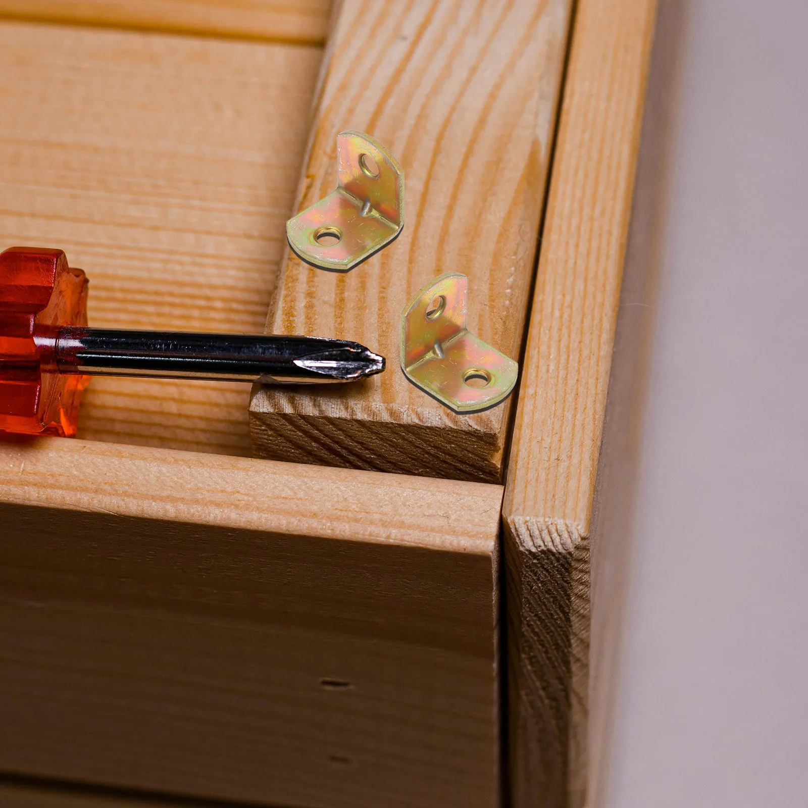 

50pcs Corner Brace Right Angle Bracket Heavy Duty Metal Support For Shelf Cabinet Desk Furniture L-Shape Brackets Hardware