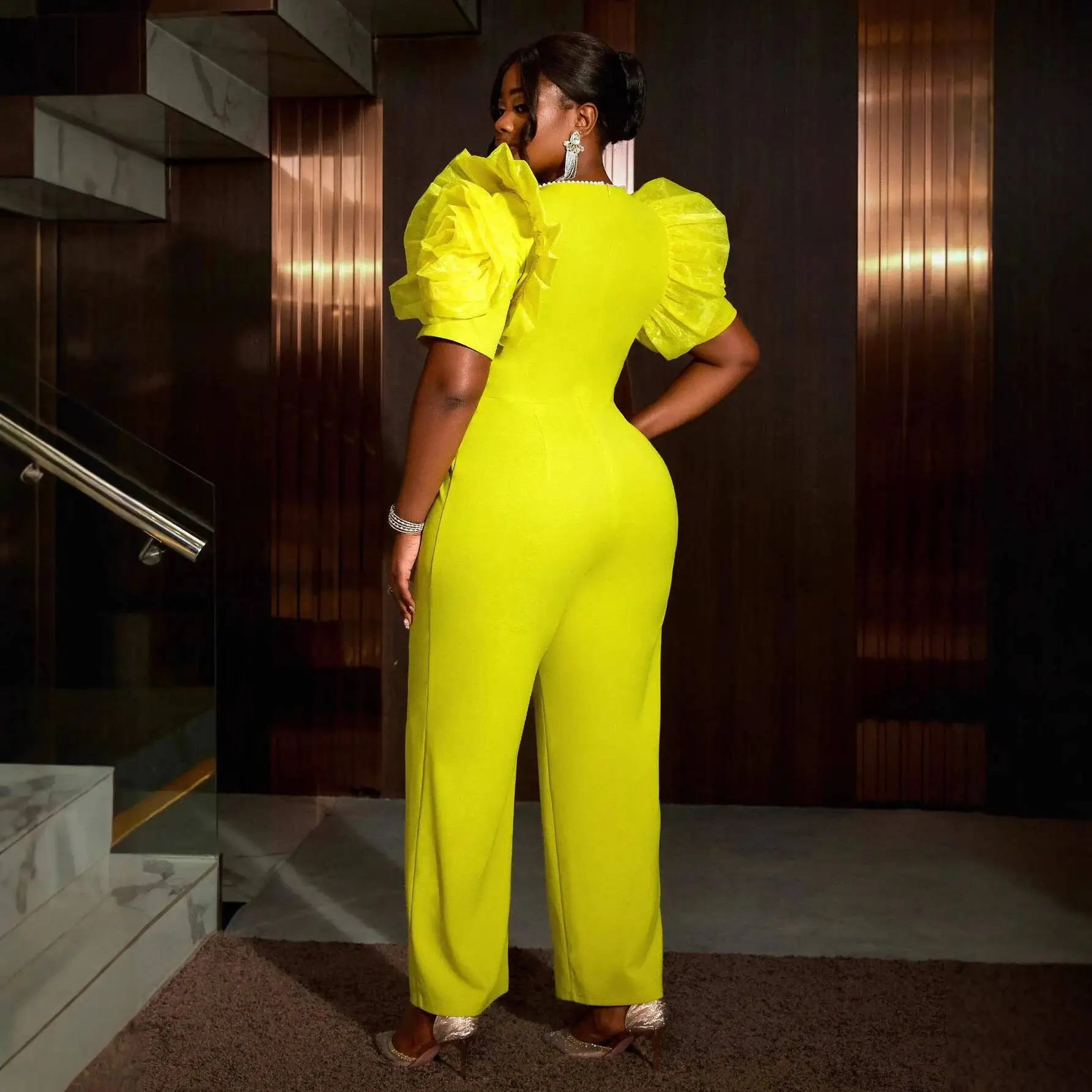 Jumpuit Plus Size Nisa: Kaskata, Ċinturin Perli - alternate angle