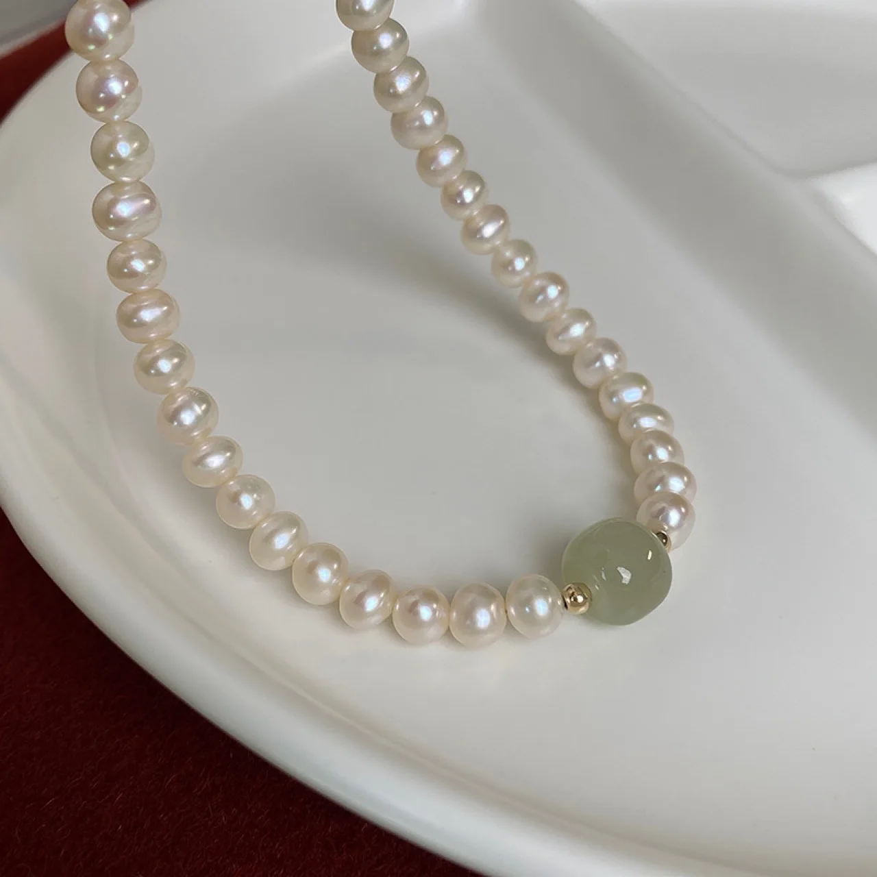 100 % natürliche helle Süßwasserperle und Nephrit-Jade-Stein, 14 Karat Gold gefüllt, weibliche Halskette, Schmuck für Frauen, kurze Ketten, Geschenke – Detail 6