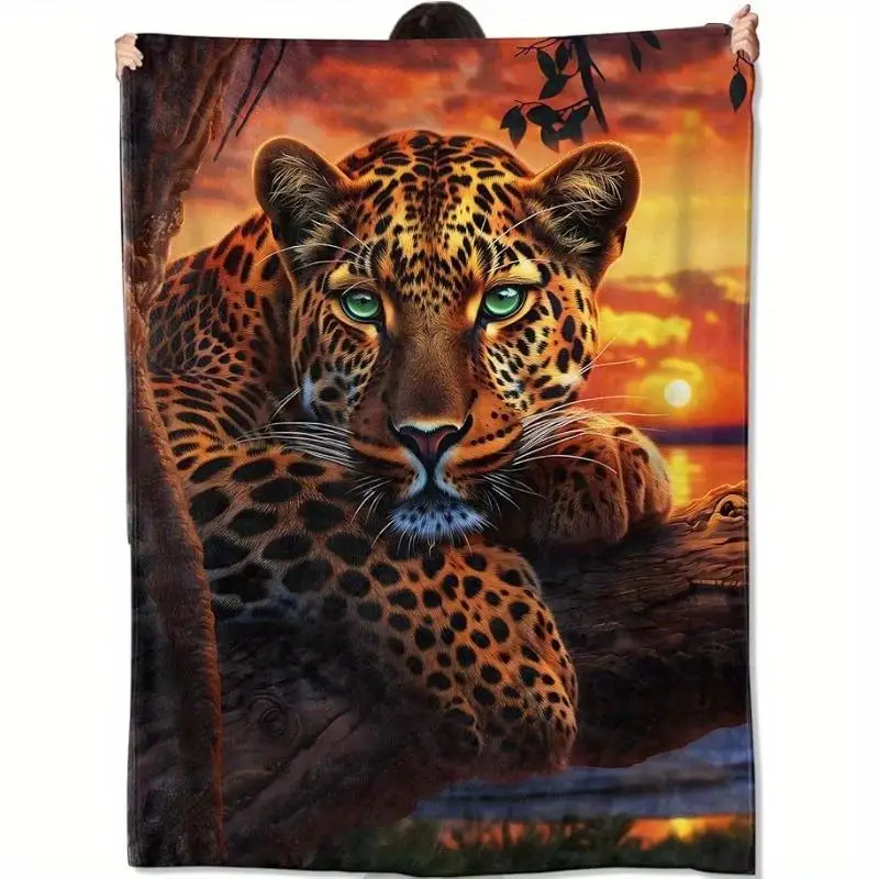 Leopard print jungle pattern Flannel printed blanket suitable for all seasons suitable for living room office sofa and travel