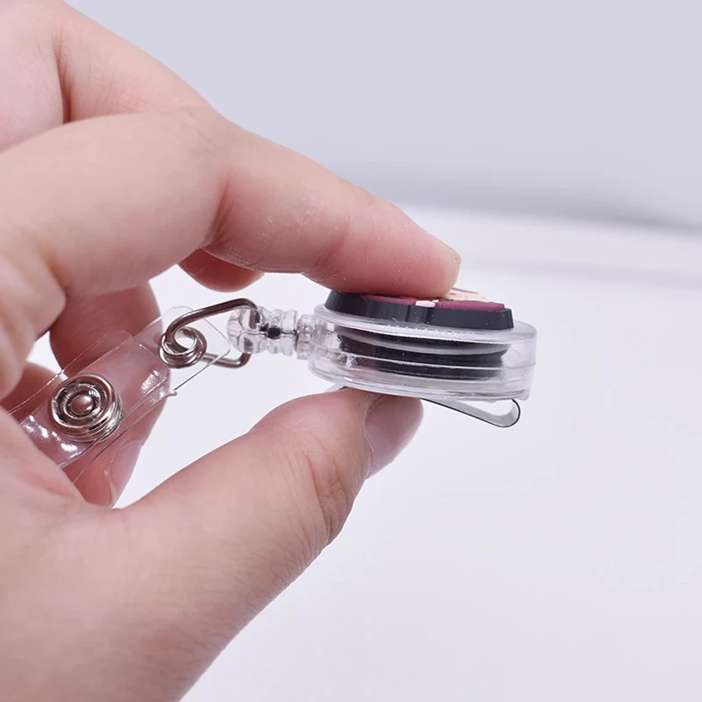 

PVC Lovely Badge Holder Clip Students Doctors Name Card Holder Cartoon Cat Paw Retractable Badge Holder ID Card Holder