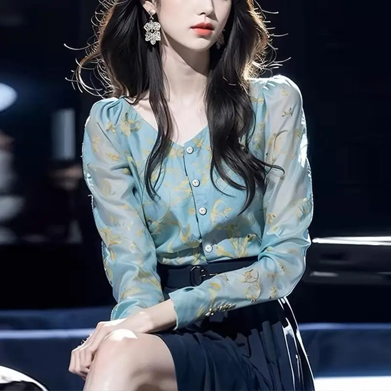 

2025 Elegant and Beautiful New Autumn Long-sleeved Shirt with a Sense of Grade French Blue Printed Chiffon Blouse for Women