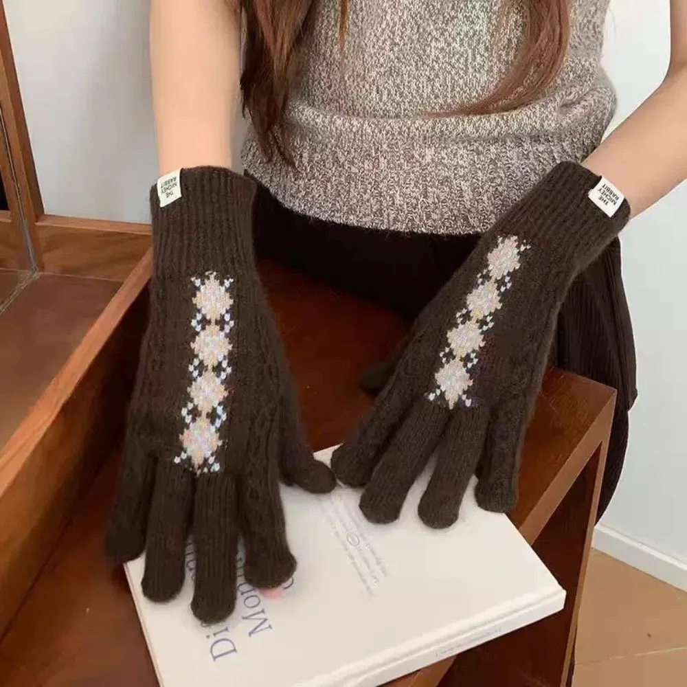Stylish Acrylic One Tip Touch Screen Gloves Diamond Cable Cold Proof Long Winter Knitted Gloves Cycling Gloves Girls