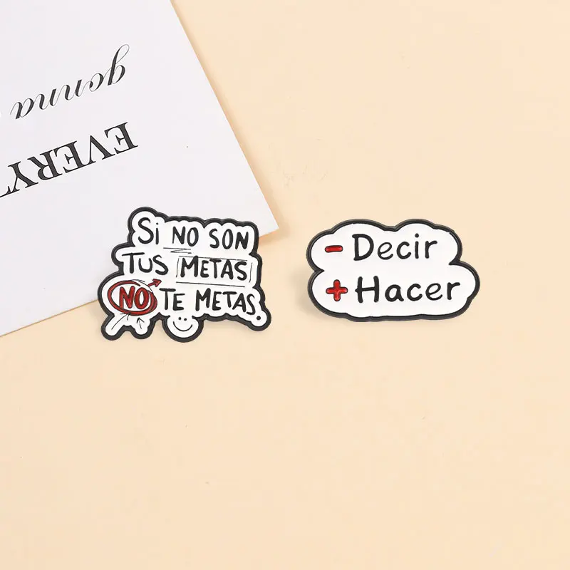 Spanisches, lustiges Zitat, Emaille-Anstecker, niedliches Cartoon-Design, inspirierende lateinische Phrase, dekorative Brosche, Schmuck, Geschenk für Freunde. – Detail 6