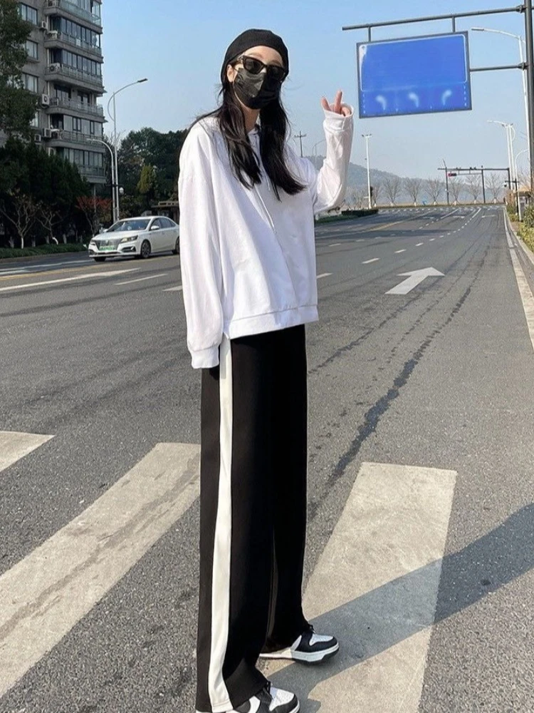 Black Patchwork Wide Leg Sweatpants Women 2026 High Waist Loose Slimming Casual Pants Spring Fall Ins
