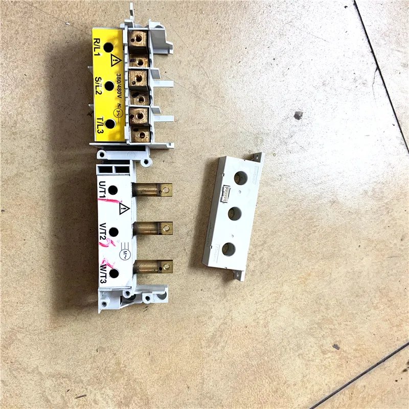 Schneider Frequency Converter ATV61-ATV71 SerieS 22/30/37KW Output Plastic Terminal Block - Wiring Terminals