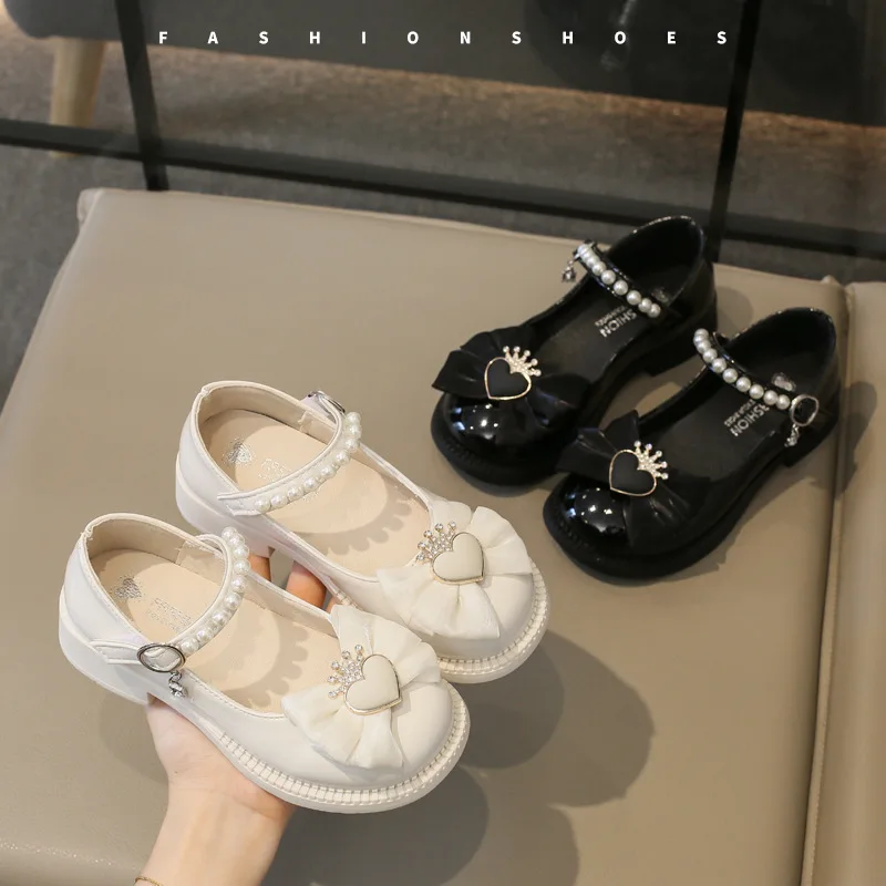 

Sweet Children Princess Shoes 2024 Elegant Love Crown Bowknot Kids Leather Shoe Fashion Chic Girls Pearl Single Shoes Mary Janes