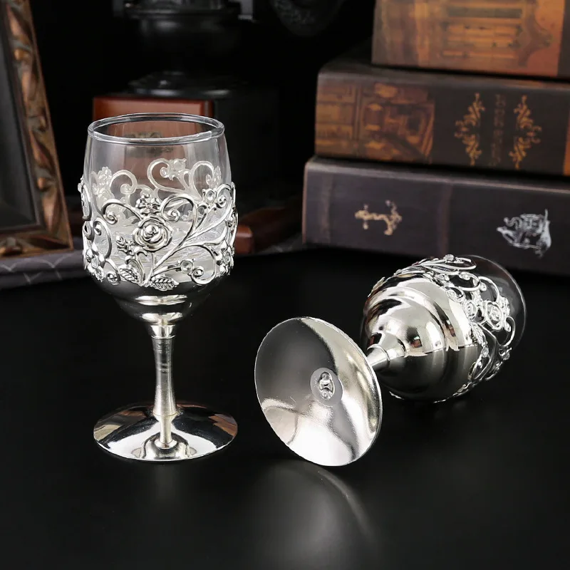 

Элегантный металлический бокал для вина, ретро-дизайн, твердая конструкция для вечеринок и мероприятий, стеклянная посуда для любителей вина