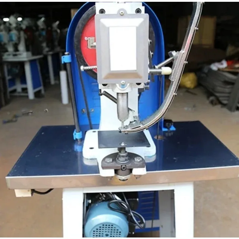 

Eyelet Rivet Button Pressing & Fastening Machine