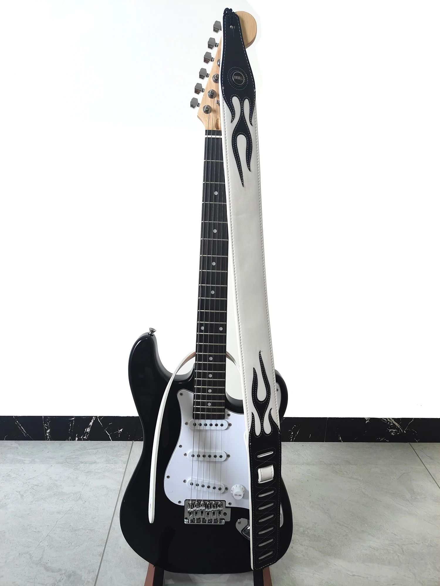 YUEKO Lightning Pattern/Flame Guitar Strap Adjustable Length Strap for Acoustic/ Electric Guitar/Bass Available in Multicolor