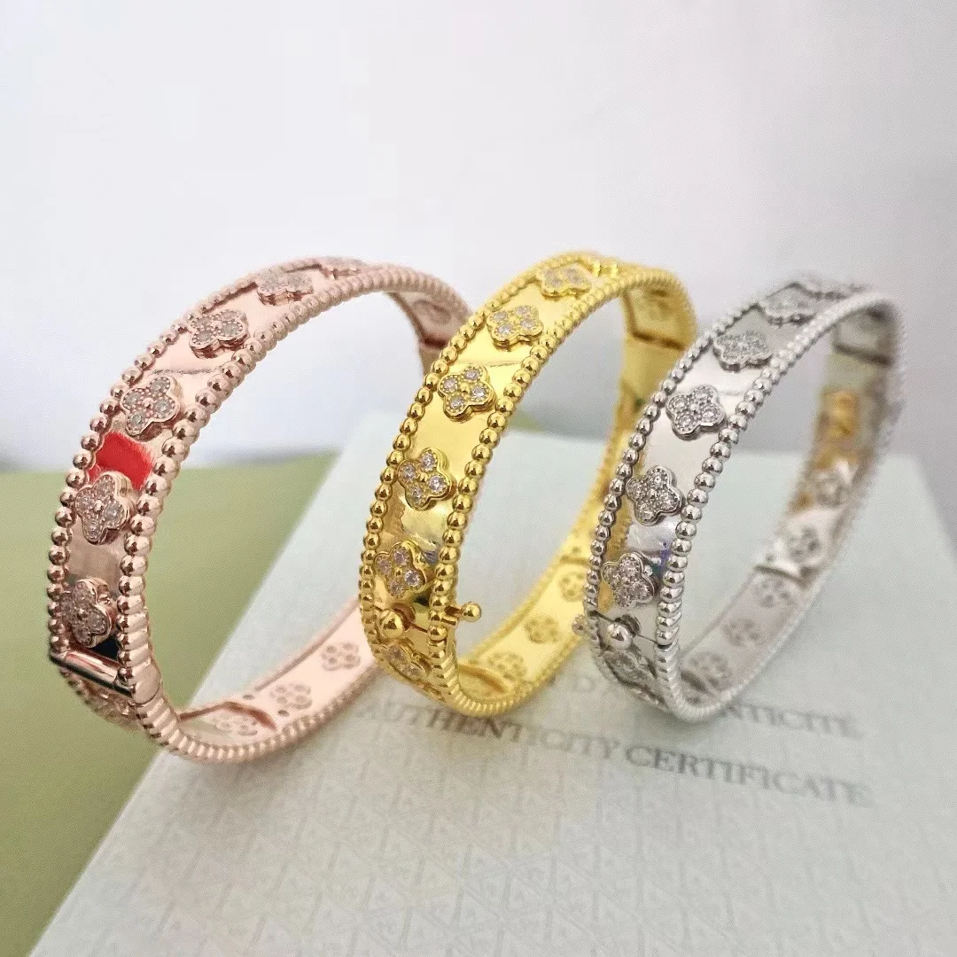 New Kaleidoscope Full Sky Star Bracelet, Versatile and Versatile Advanced Women's Accessories