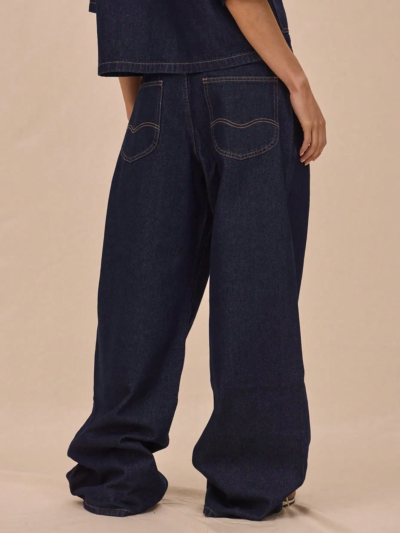 

Low Rise Straight Leg Pocketed Denim Jeans With Belt Loops Casual Full Length