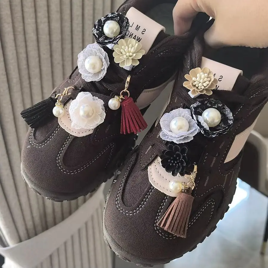 Erweiterte Perle Quaste Schuh Charm Schnalle Neue Perle Gänseblümchen Blume Schnürsenkel Charms für Sneakers DIY Abnehmbare Schuhe Dekorationen