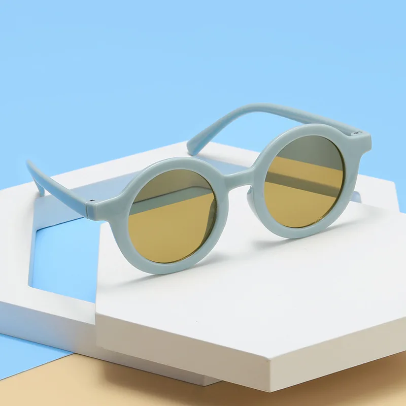Thumbnail 3 - #38 Trending Outdoor UV Sunglasses Right Now