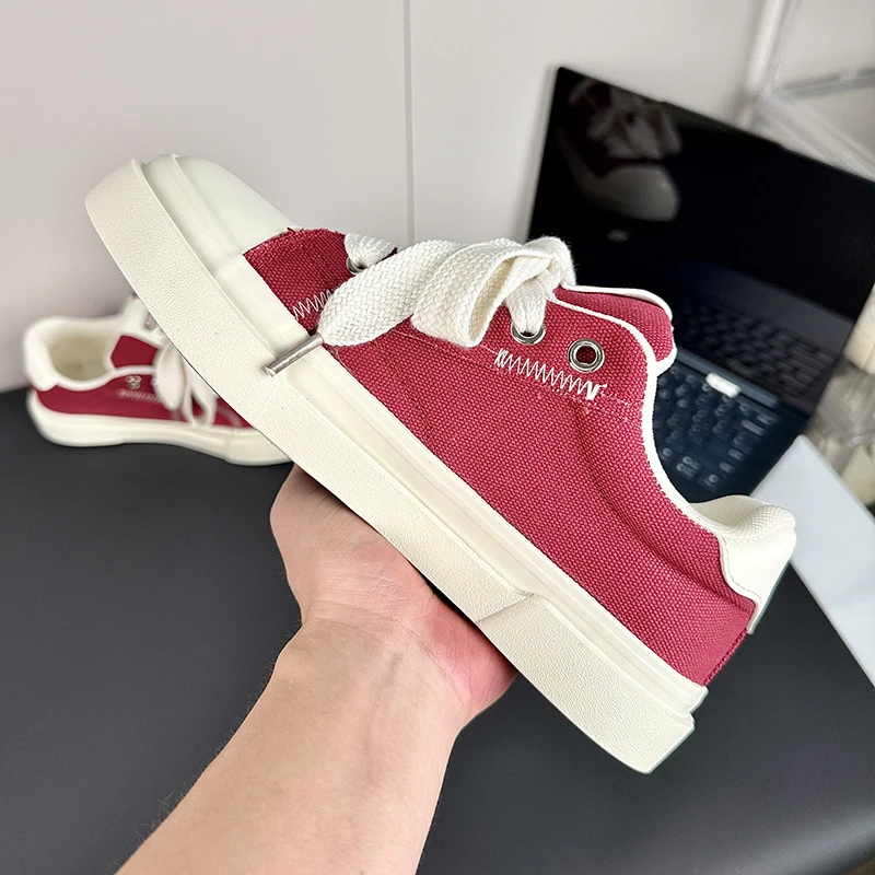 

2025 Новая модная низкая дышащая толстая подошва, модная спортивная универсальная повседневная парусиновая мужская обувь в стиле ретро