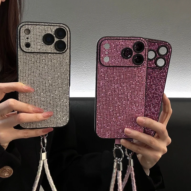 

2-in-1 Sparkling Diamond Case+High-quality wristbands are suitable foriphone17Minimalist phone case, popular and fashionable13Ph