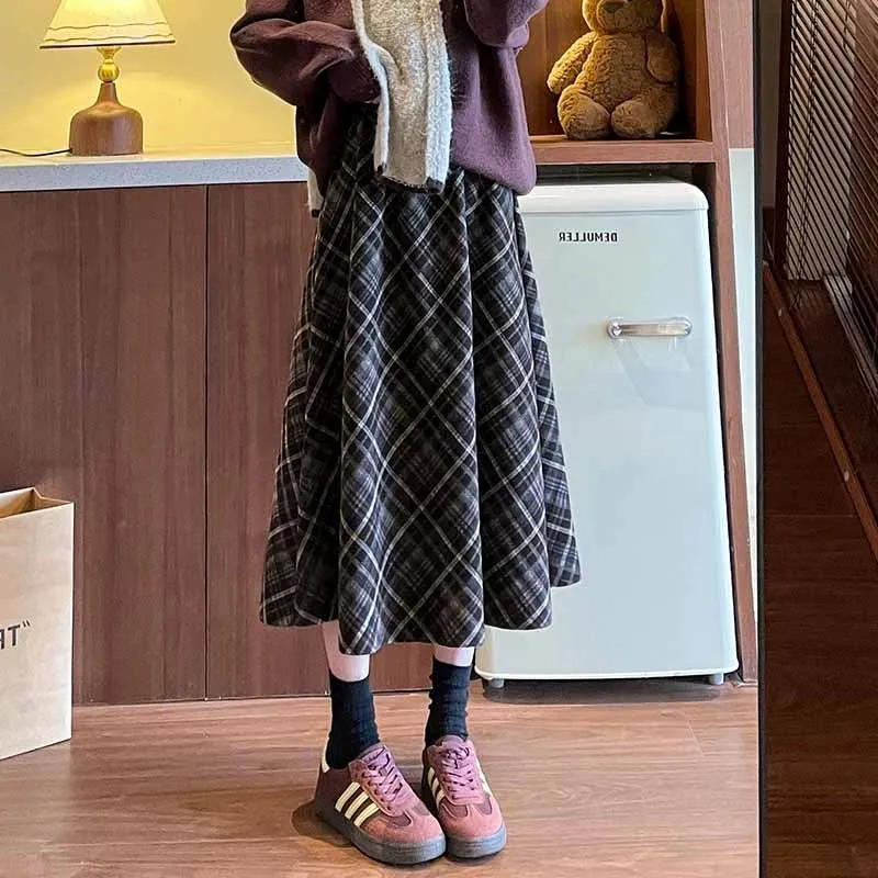 Fall Winter Vintage Checked A-Line Skirts Female Woolen Thick High Waist Long Skirt for Woman Korean Street Pleated Plaid Skirts