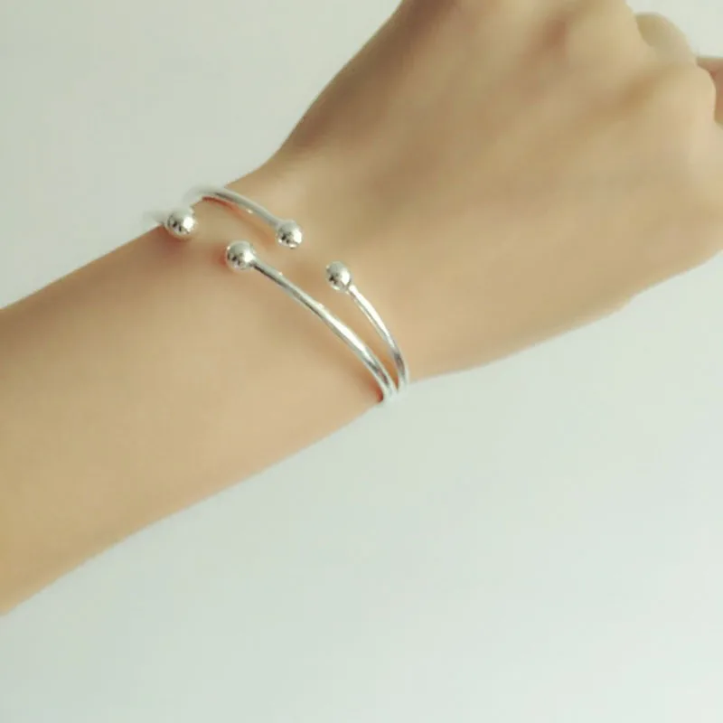 schoolgirl Sisters Fashion Classic stainless steel Italy bracelet with open C-shaped double bead bracelet as small gift for you