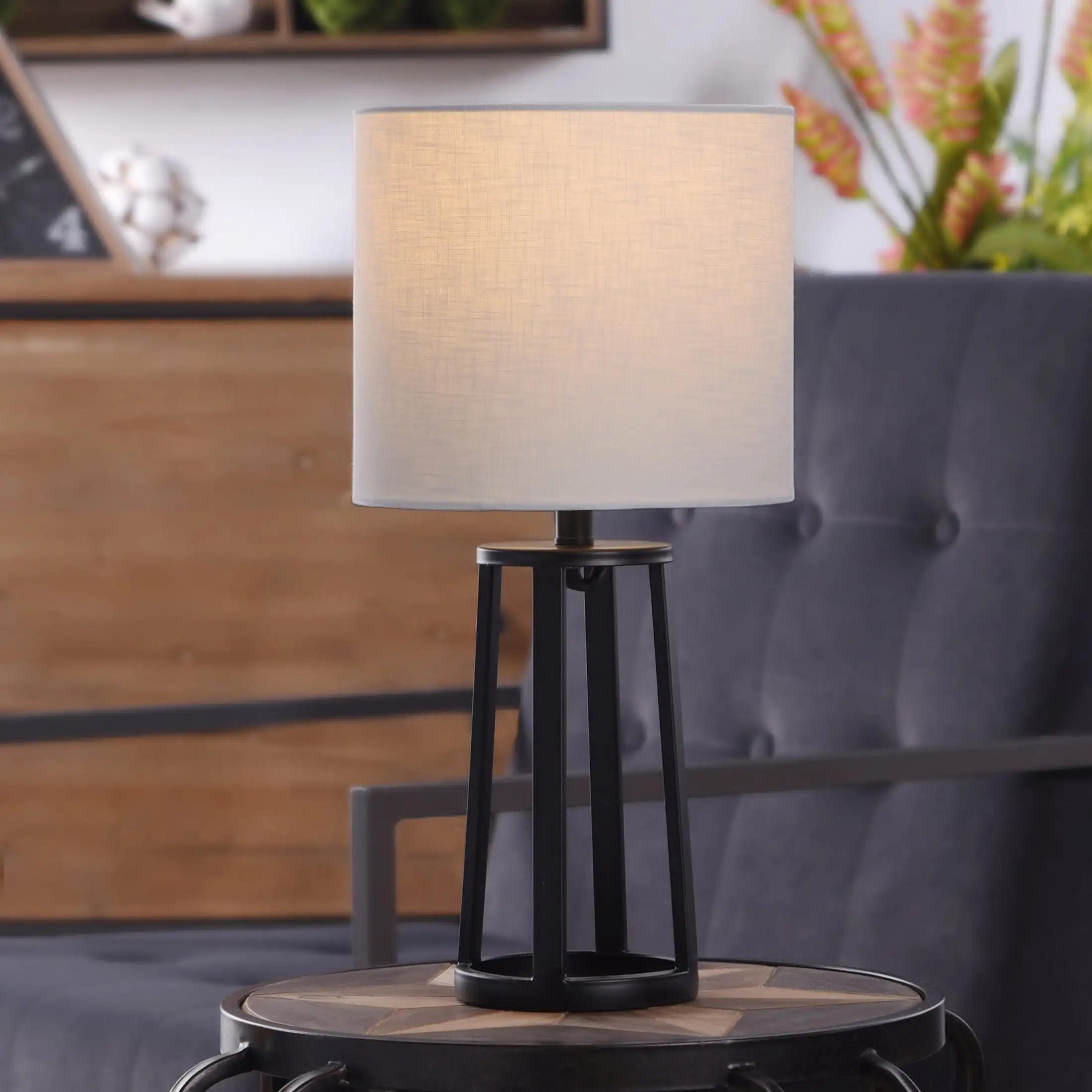 

Modern Matte Black Table Lamp with Classic Drum Shade