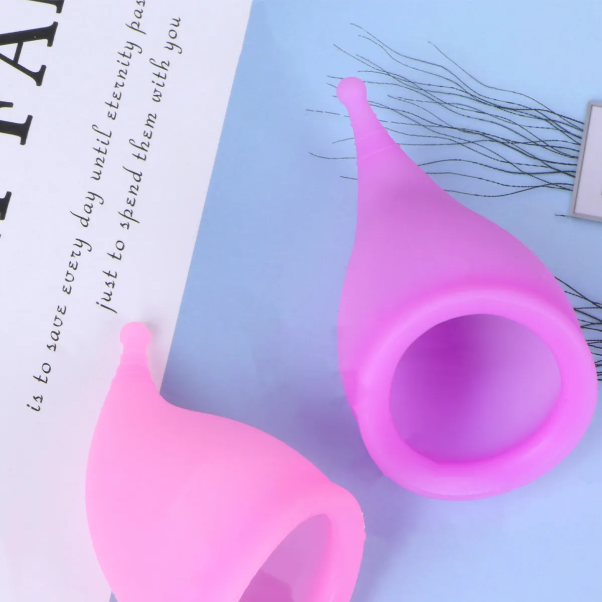 2Pcs Women Menstrual Cup Silicone Leakproof Flexible Feminine for Swimming Hiking Overnight Pink Purple Size L